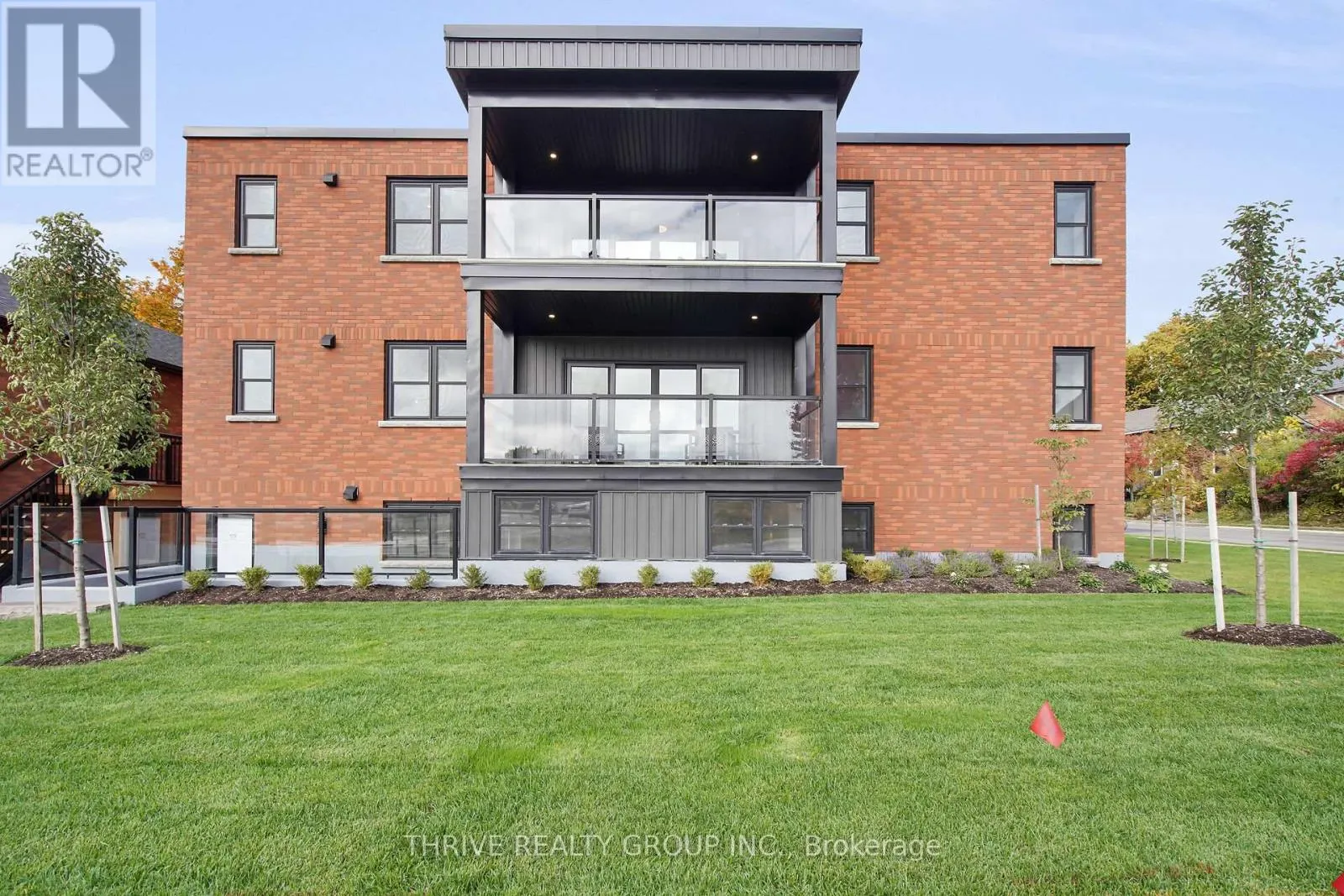 2 - 74 CHURCH STREET, #2