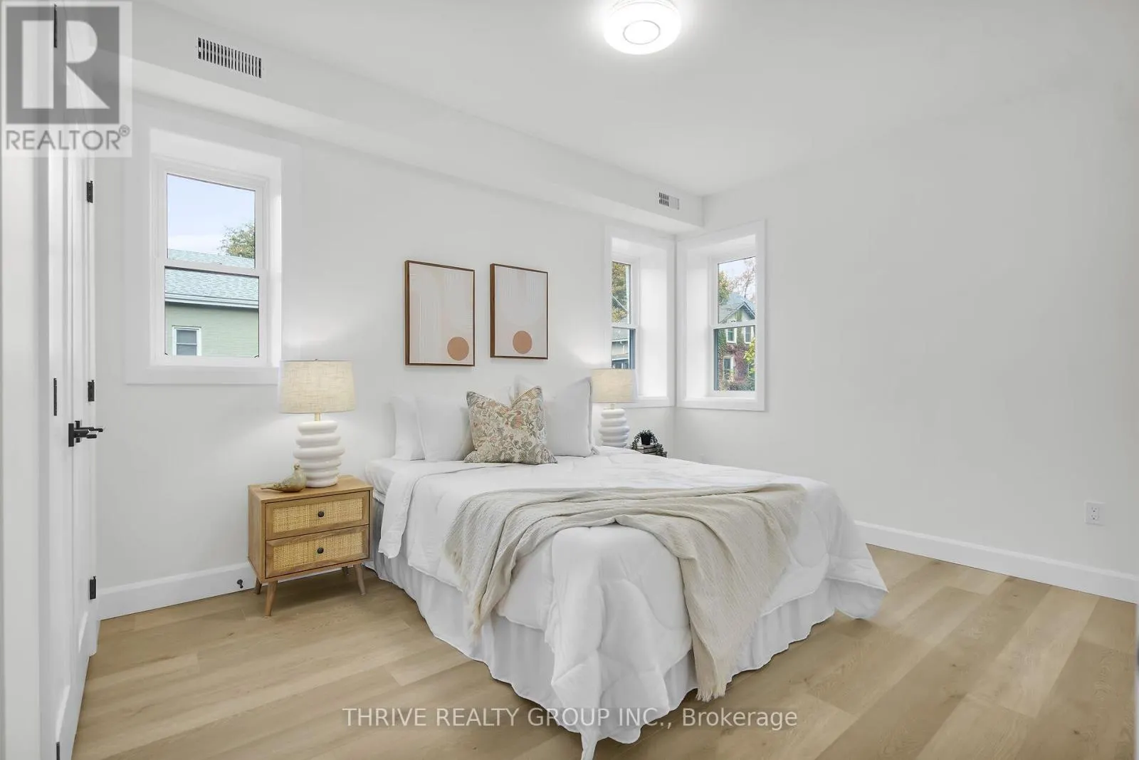 2 - 74 CHURCH STREET, #2