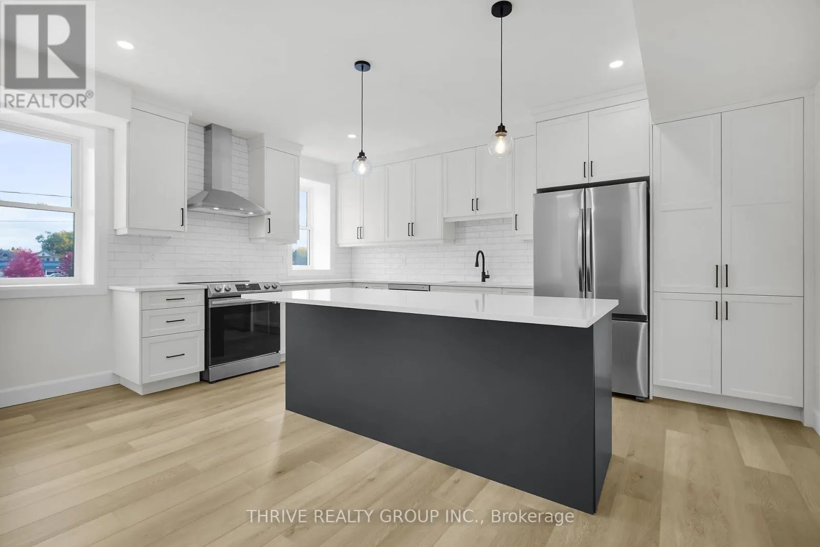 3 - 74 CHURCH STREET, #3