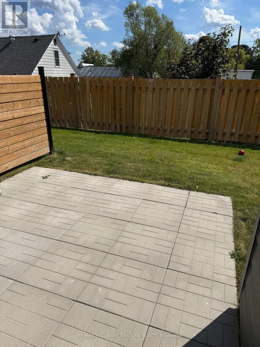 4 - 19 WEST STREET N, #4