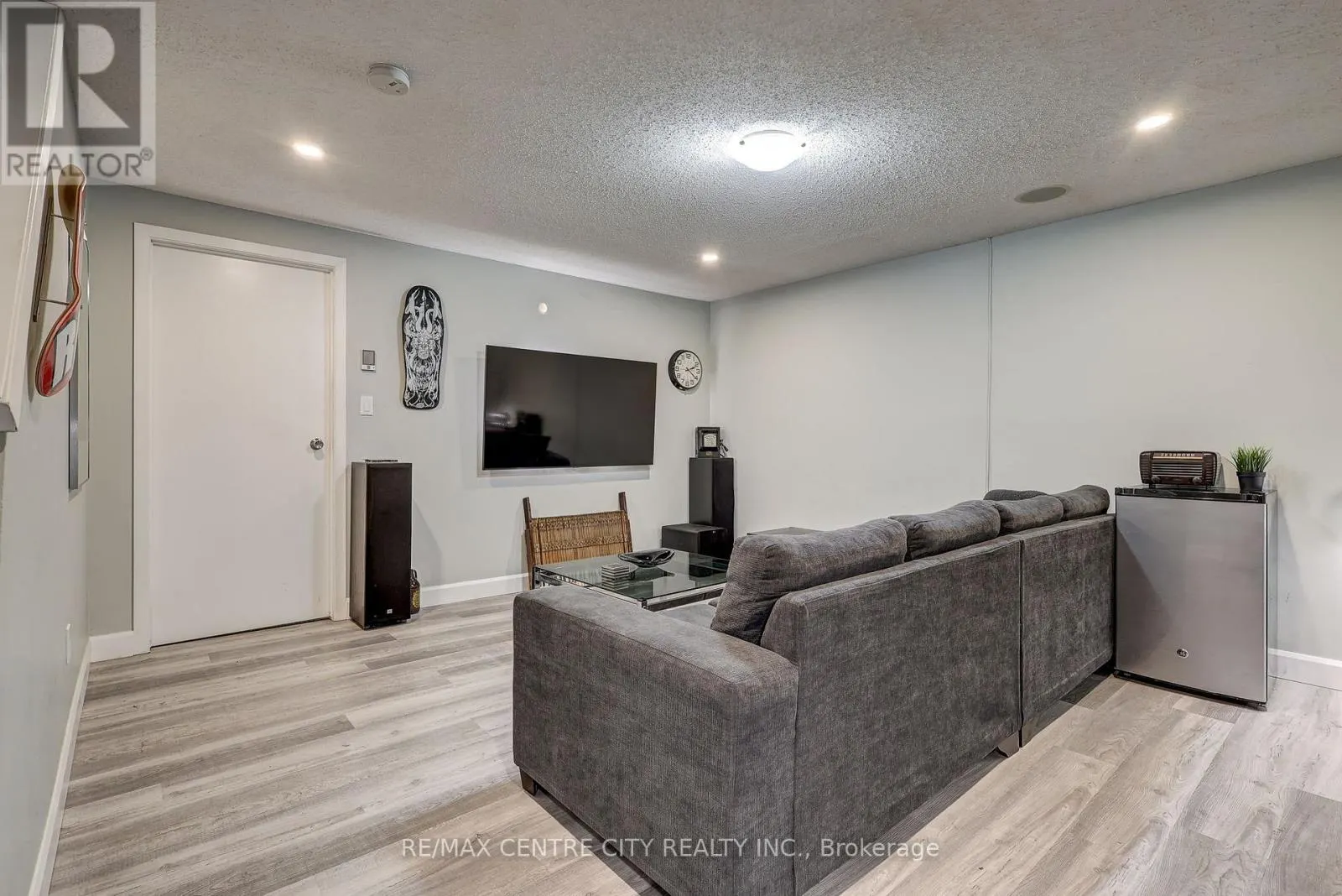 5 - 1443 HURON STREET, #5