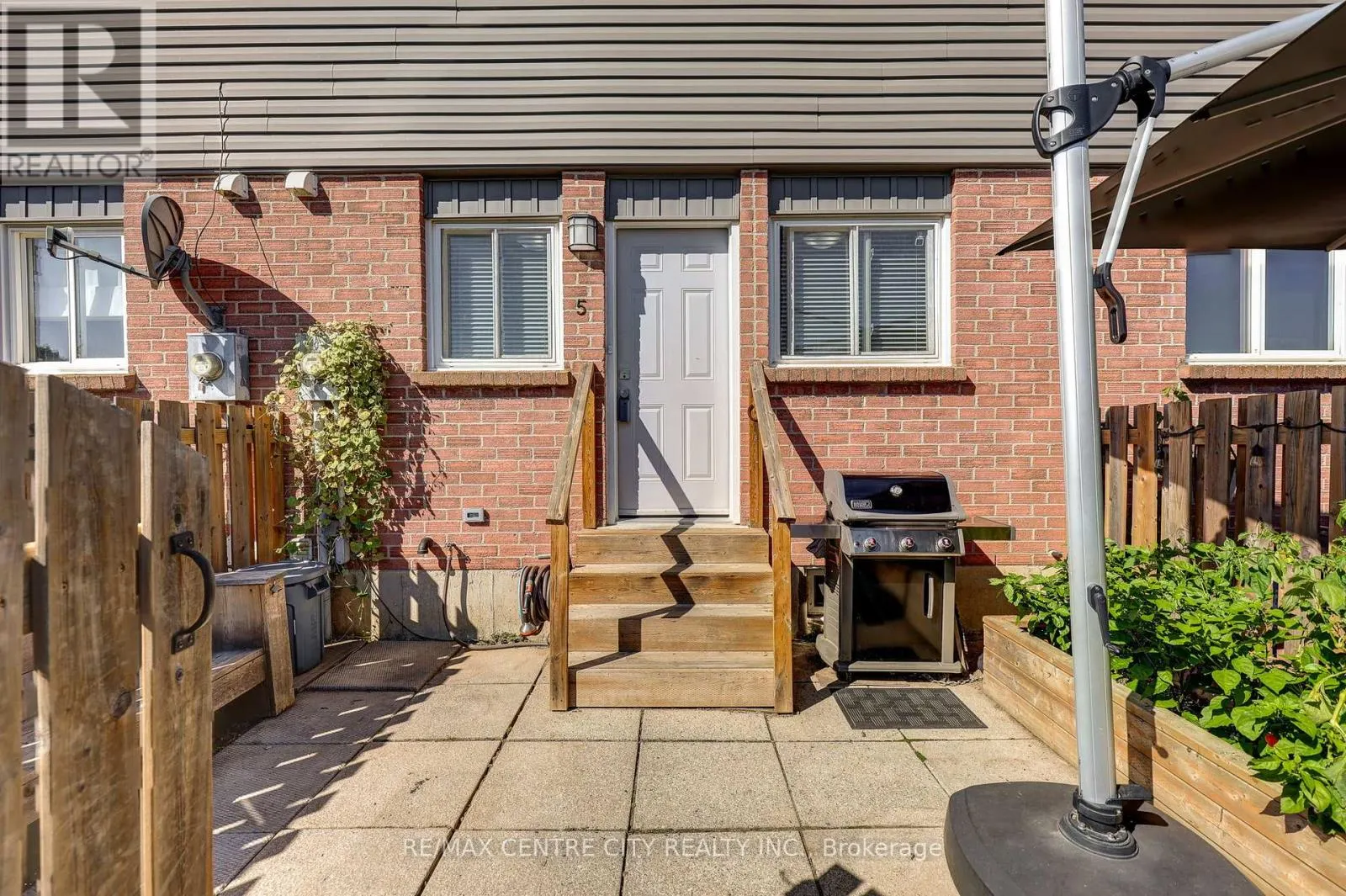 5 - 1443 HURON STREET, #5