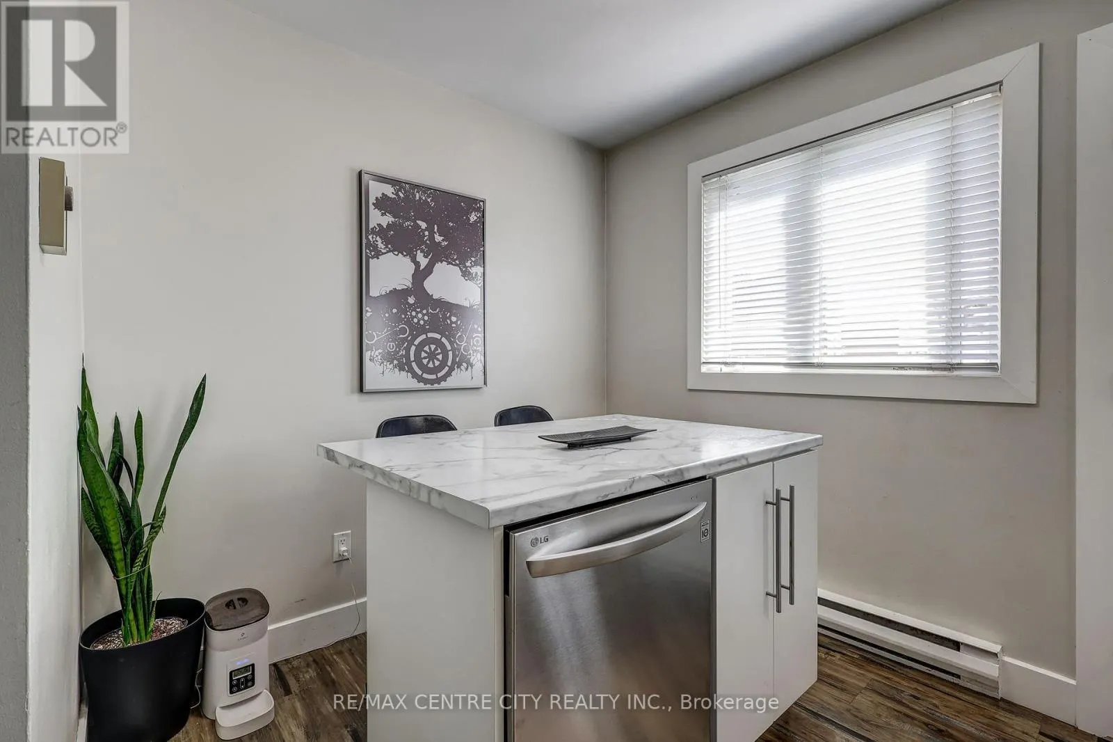 5 - 1443 HURON STREET, #5