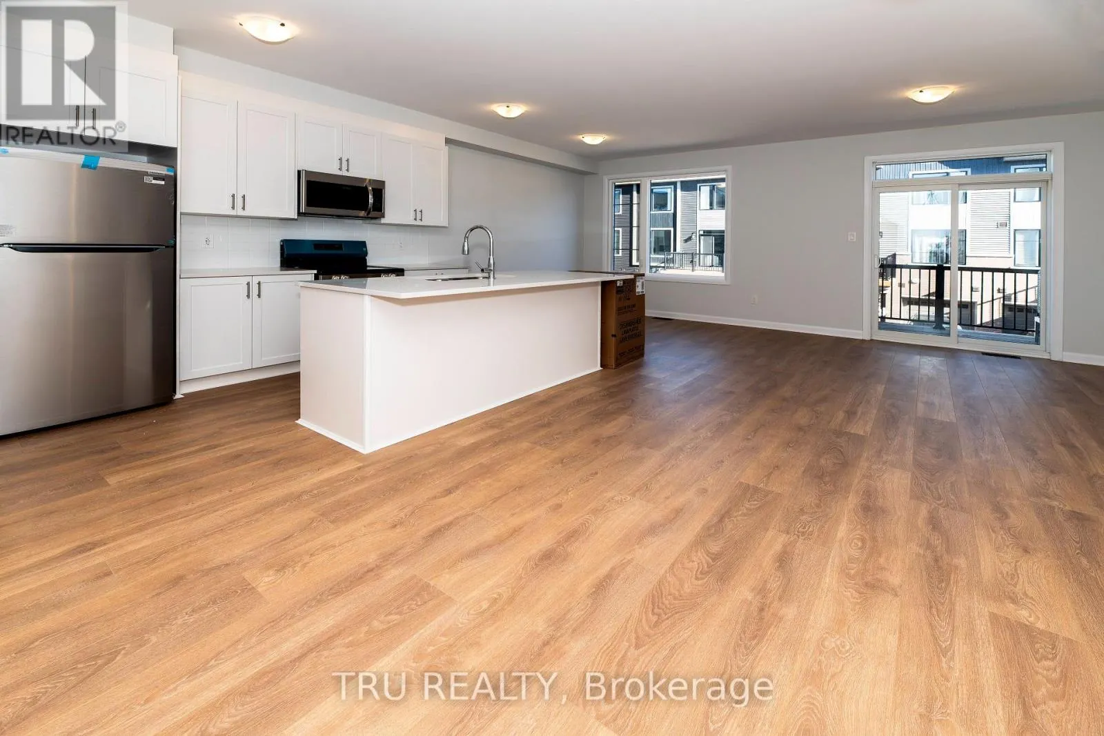 517 WOODLILY PRIVATE