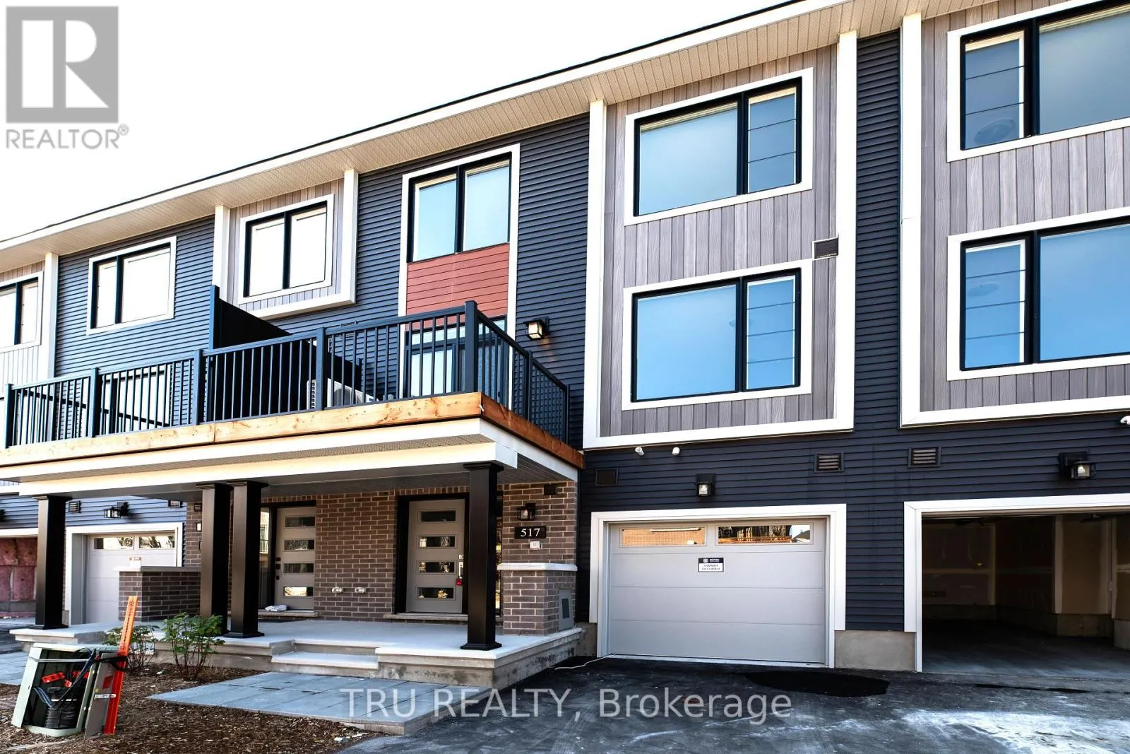 517 WOODLILY PRIVATE