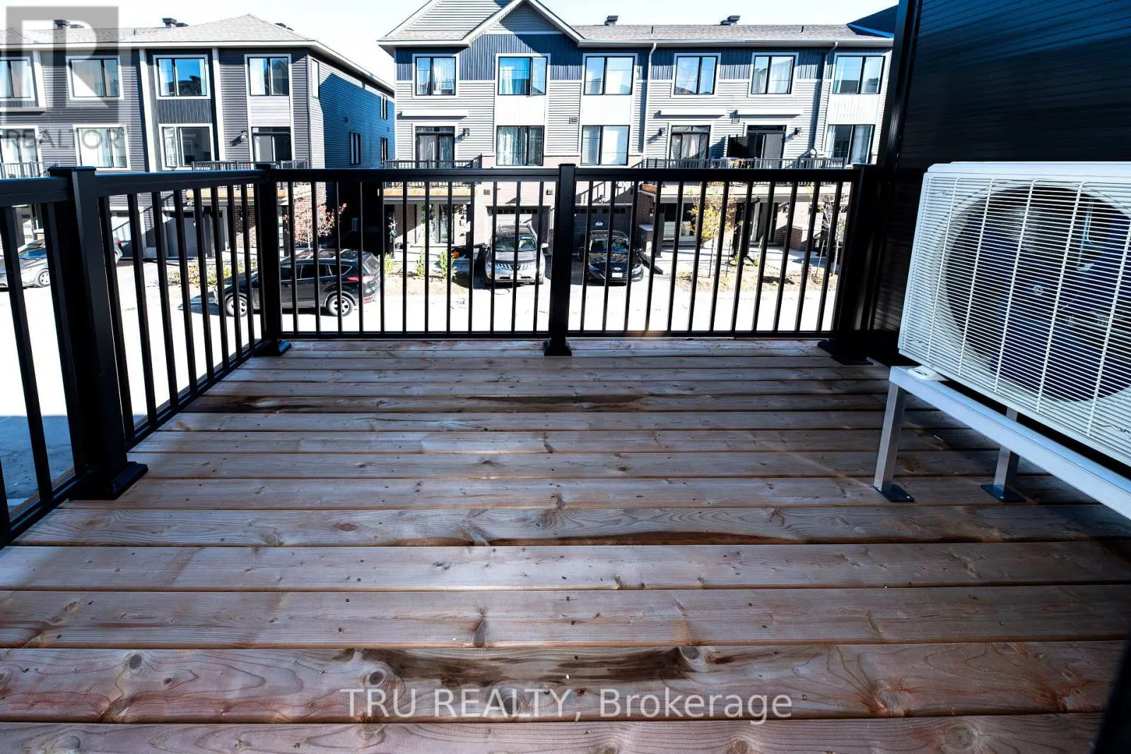 517 WOODLILY PRIVATE