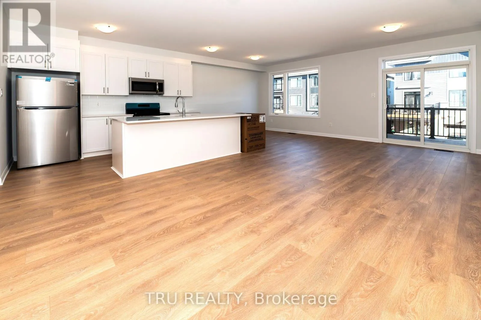 517 WOODLILY PRIVATE