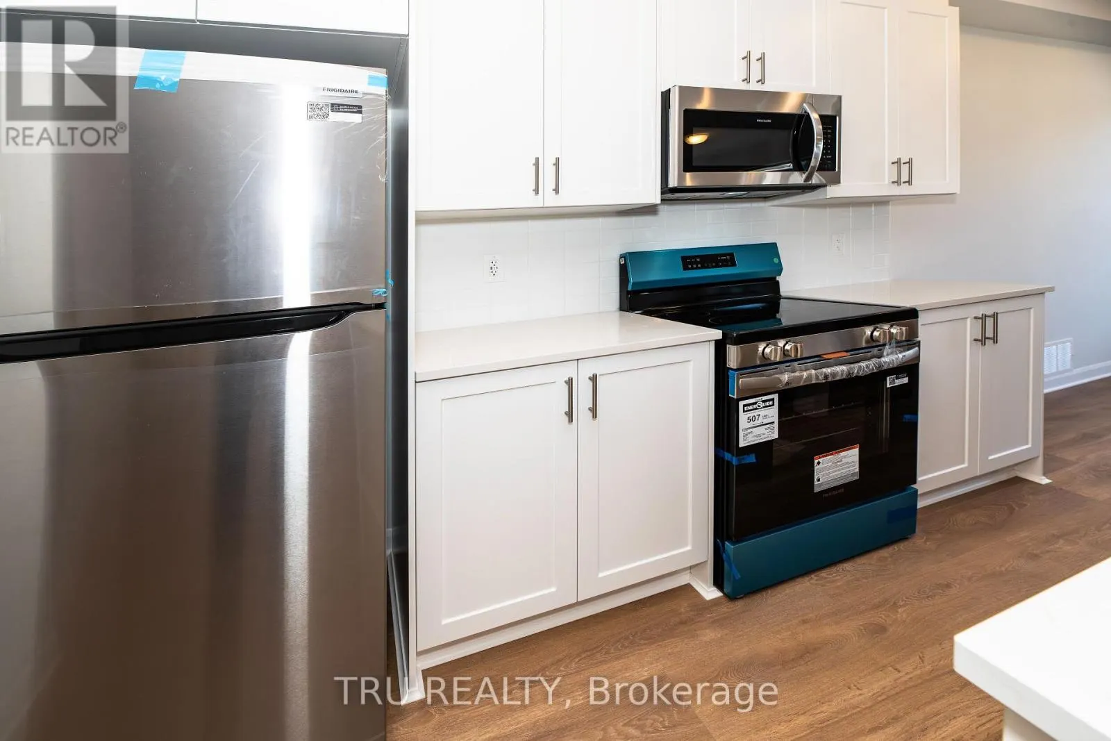 517 WOODLILY PRIVATE