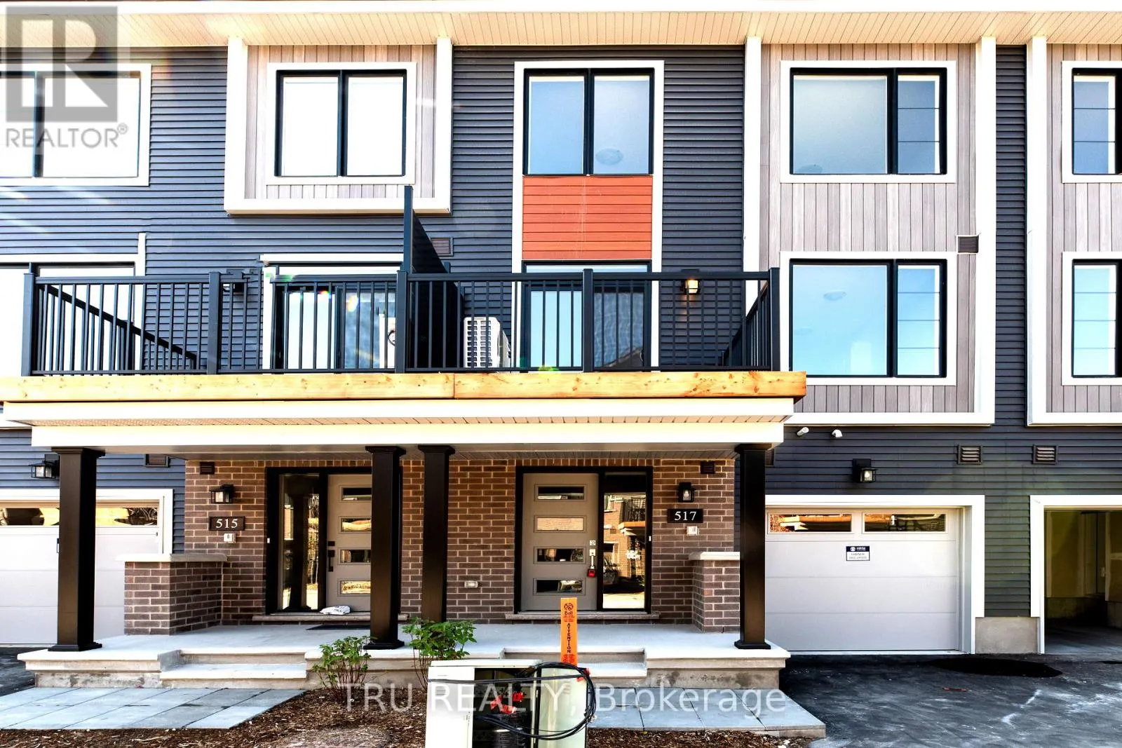 517 WOODLILY PRIVATE