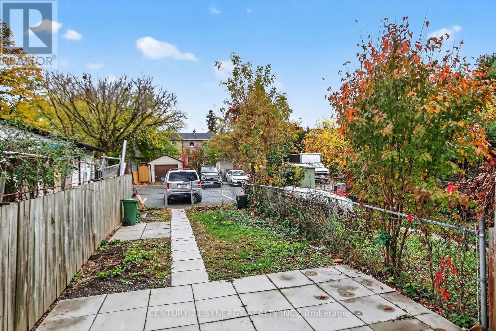 928 MEADOWLANDS DRIVE