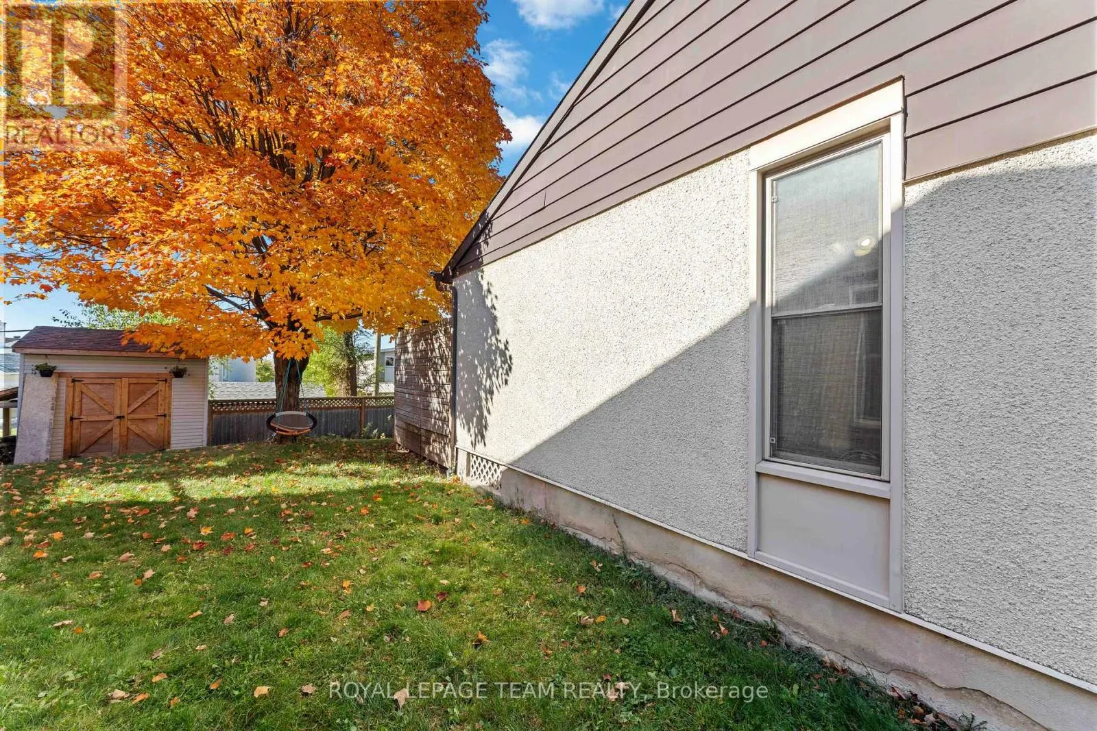 1094 ALENMEDE CRESCENT