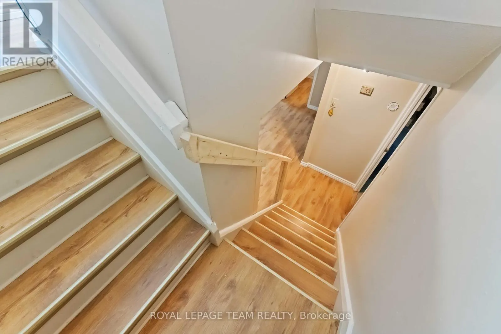 1094 ALENMEDE CRESCENT