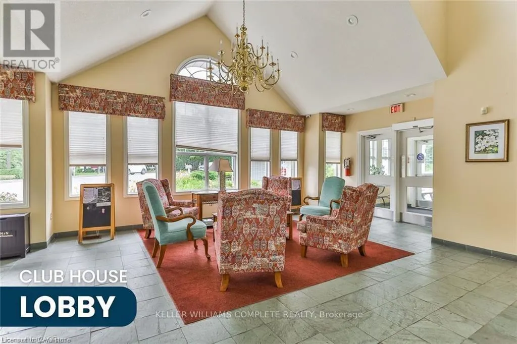 375 SILVERBIRCH BOULEVARD