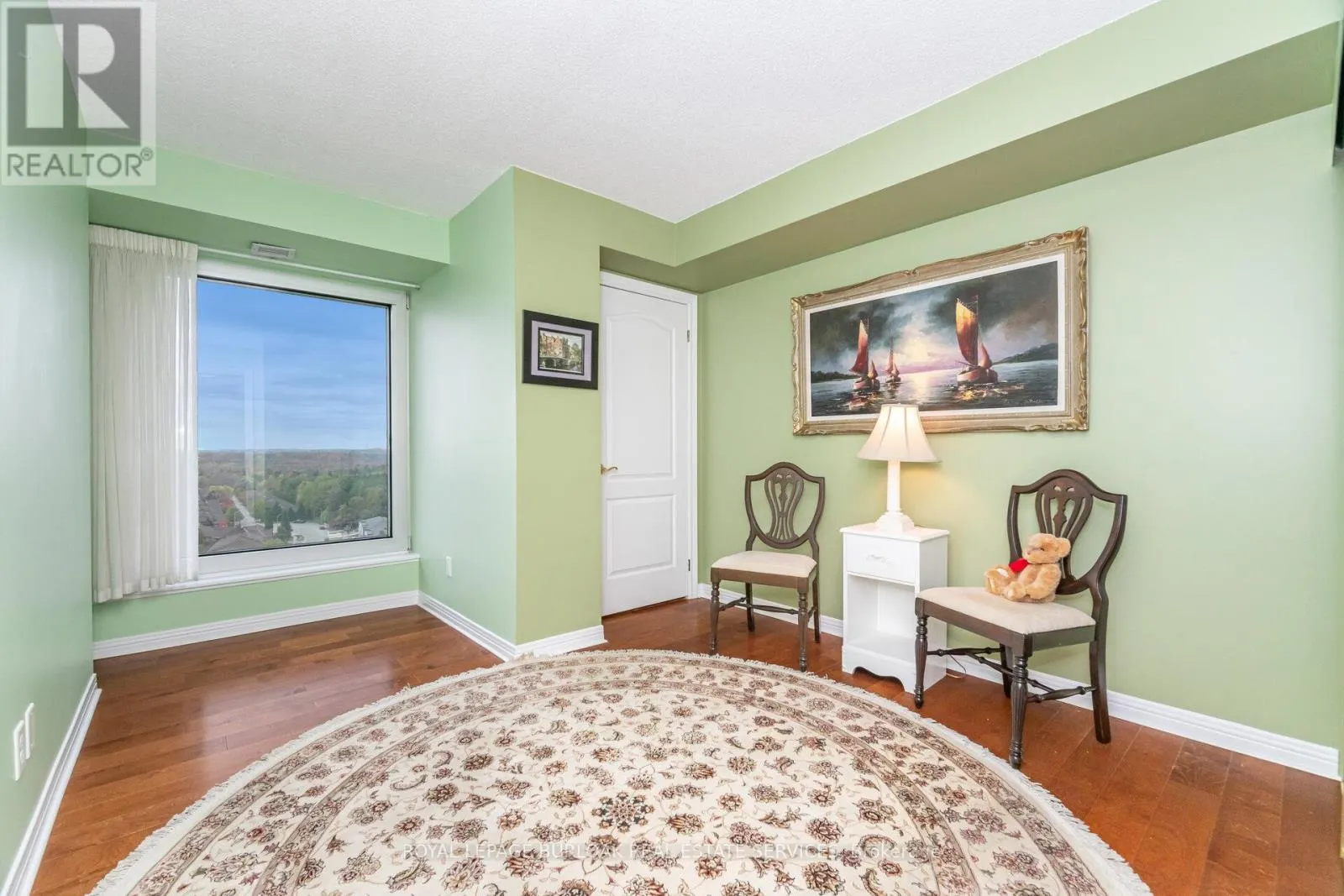 1602 - 190 HESPELER ROAD