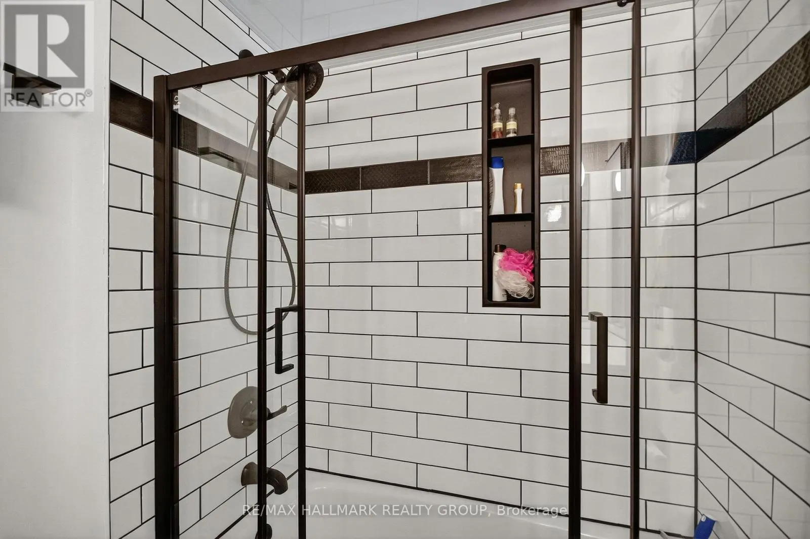 510 - 2871 RICHMOND ROAD