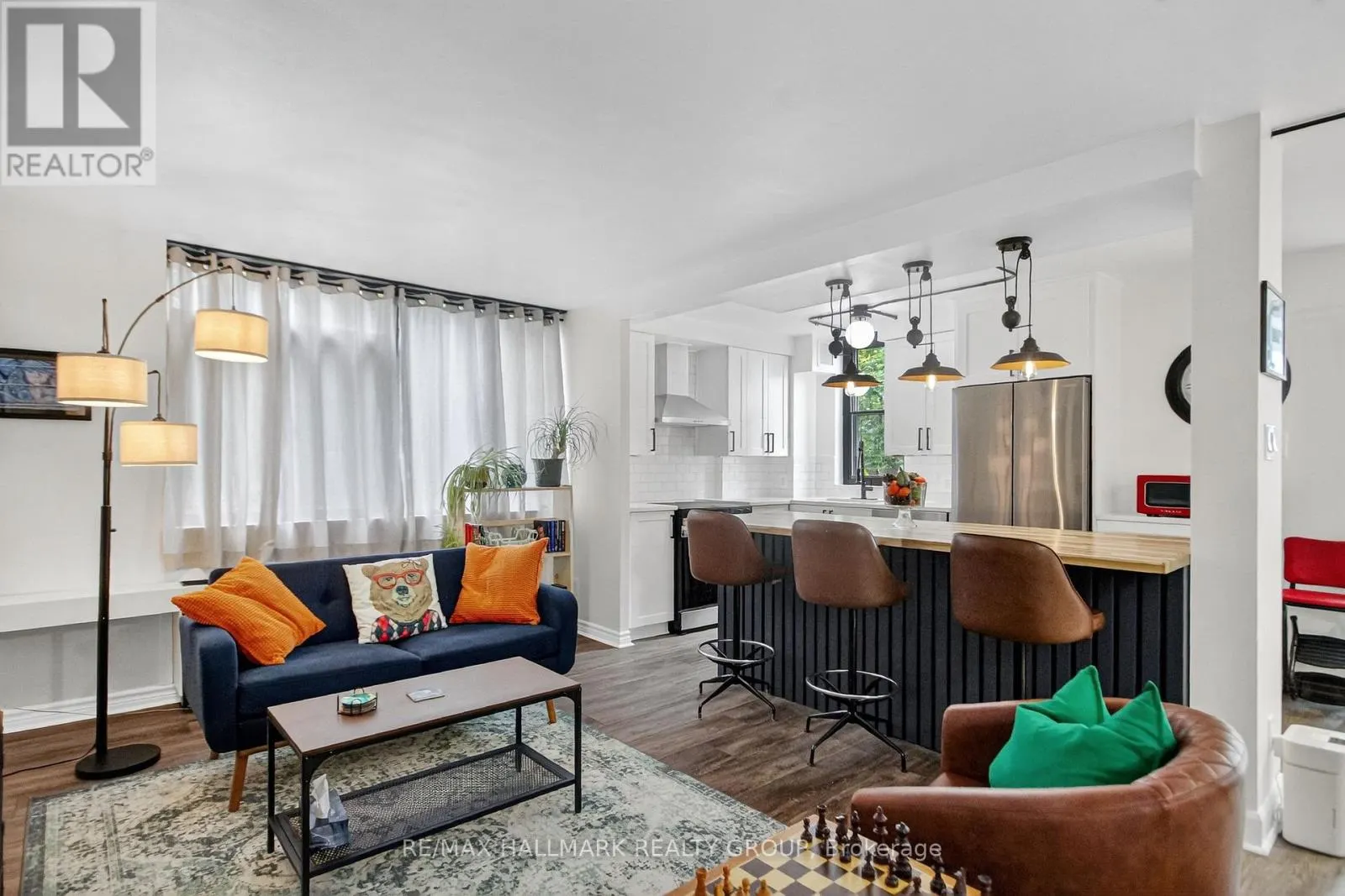 510 - 2871 RICHMOND ROAD