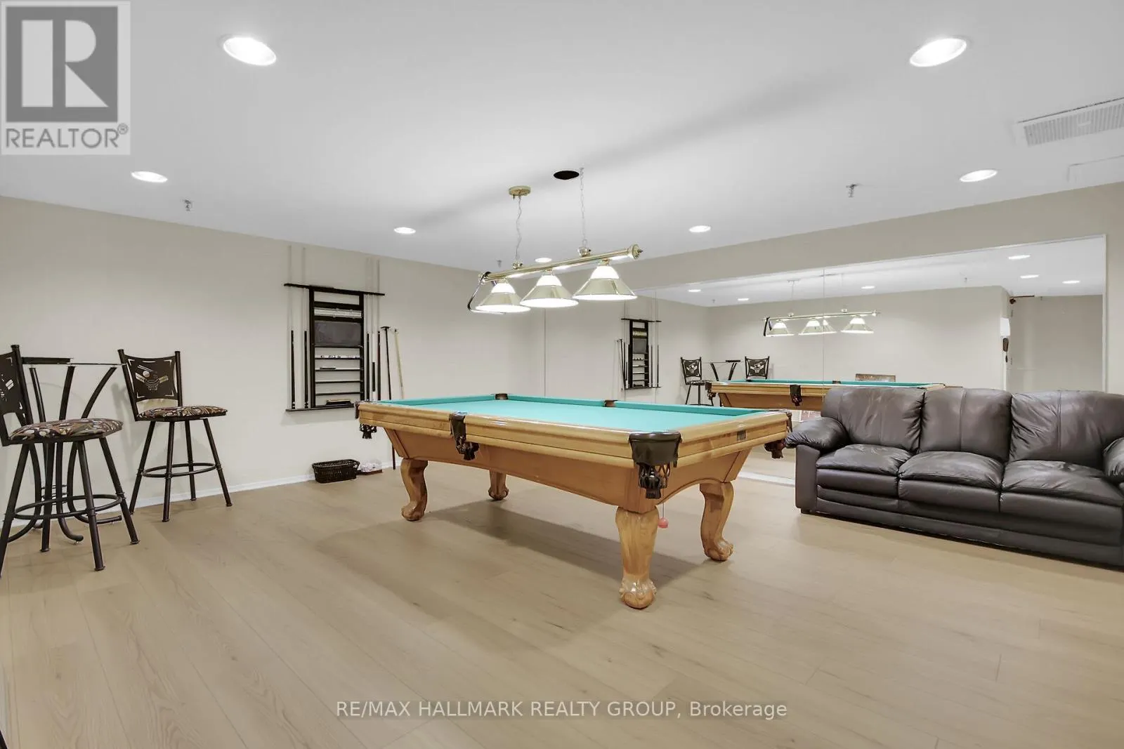 510 - 2871 RICHMOND ROAD