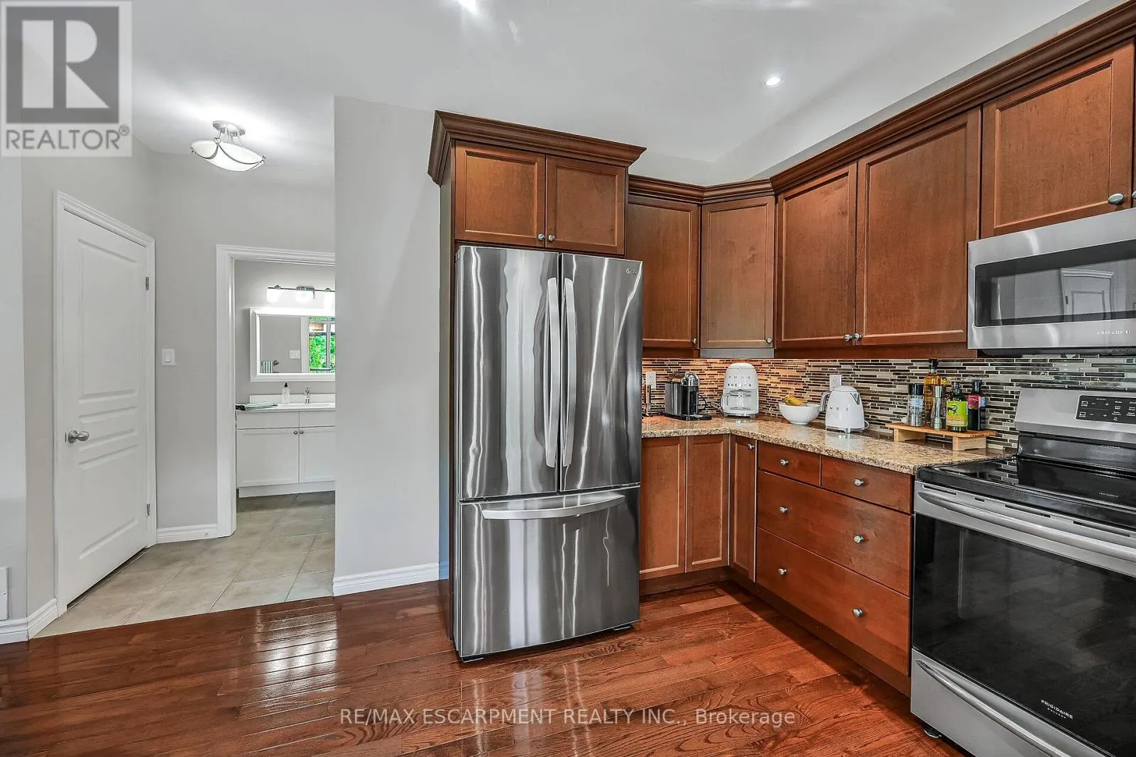 8 - 99 PANABAKER DRIVE