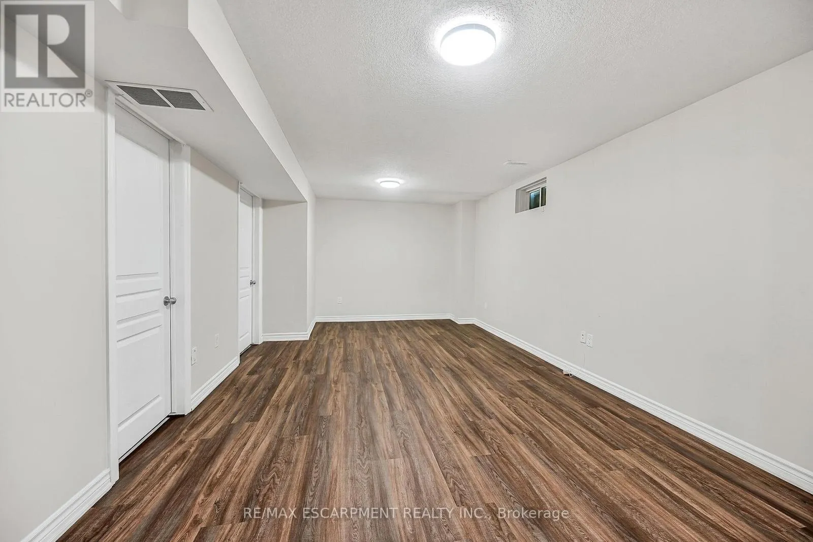 8 - 99 PANABAKER DRIVE