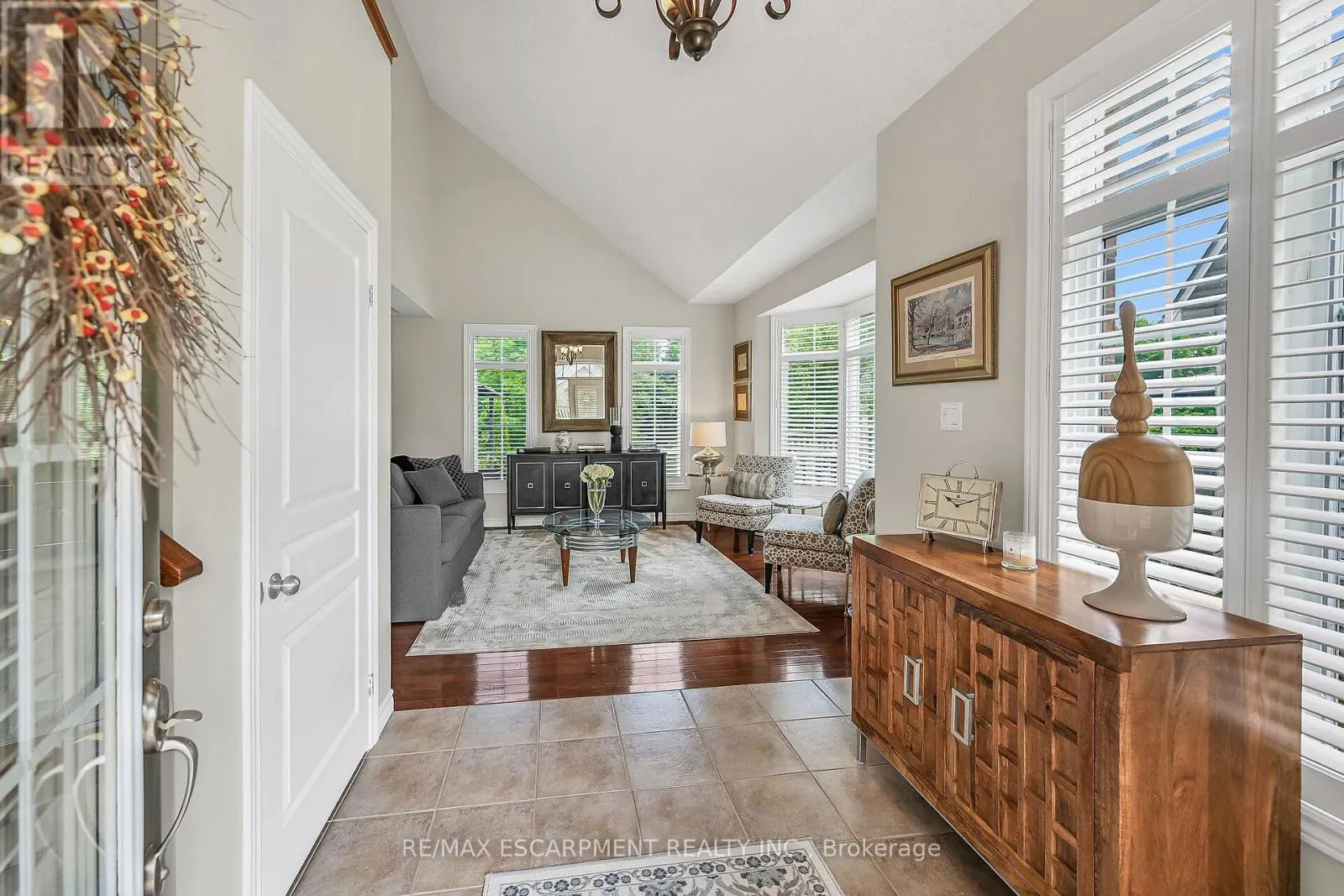 8 - 99 PANABAKER DRIVE