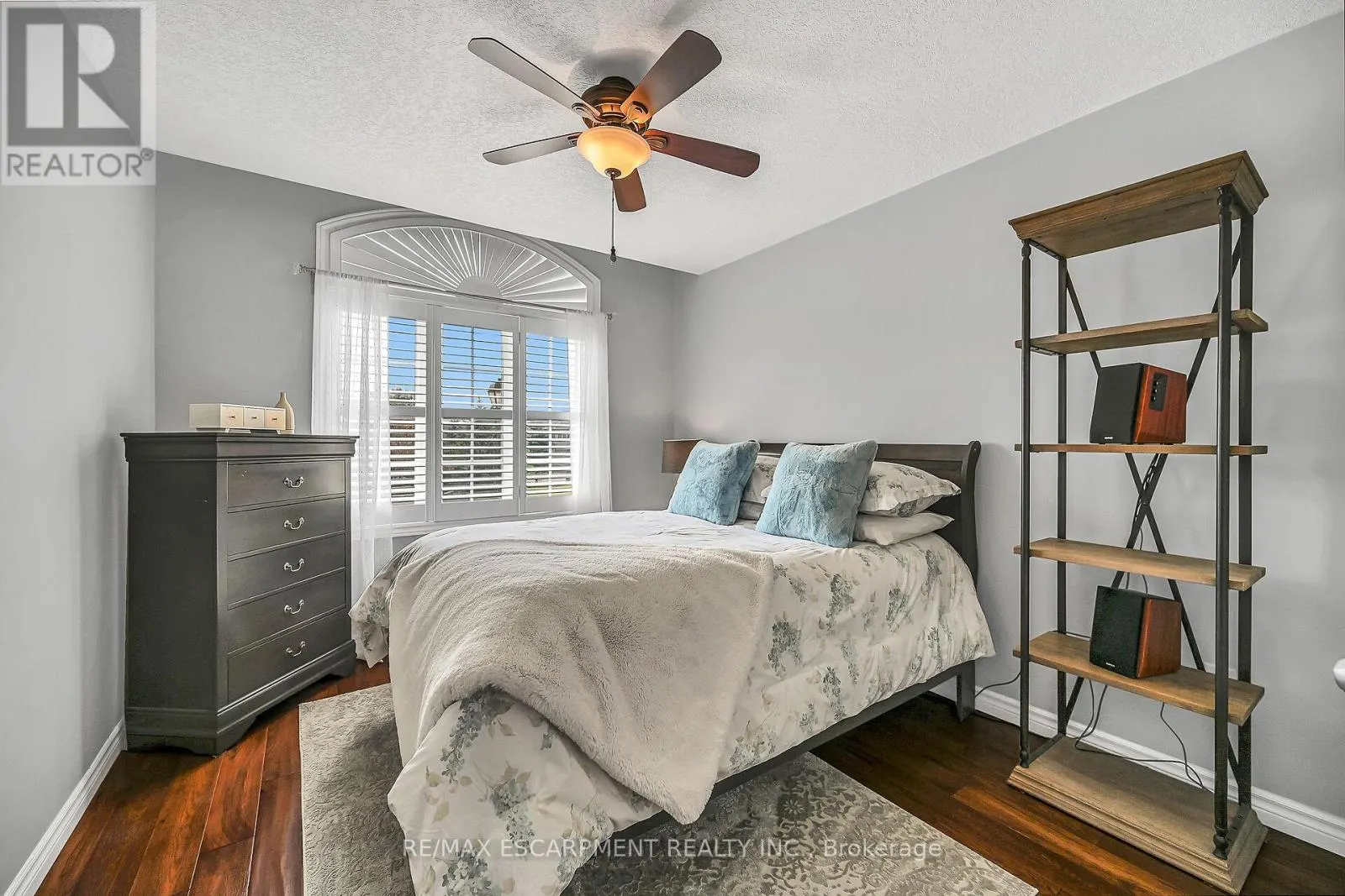 8 - 99 PANABAKER DRIVE