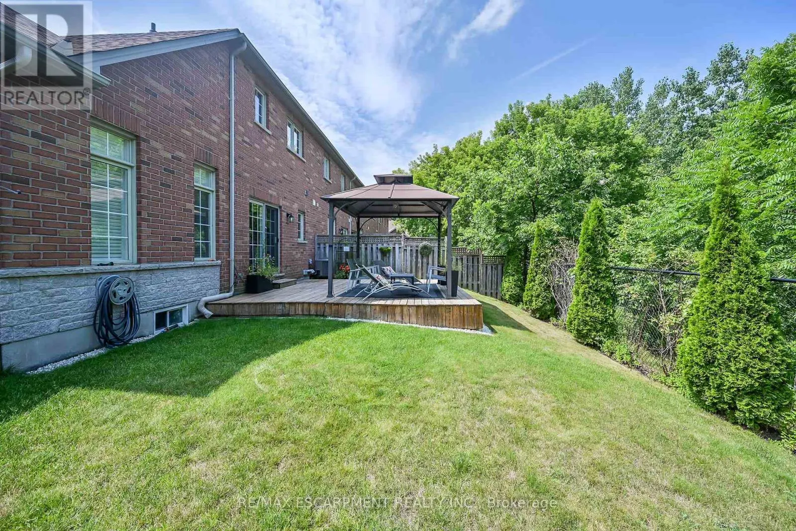 8 - 99 PANABAKER DRIVE