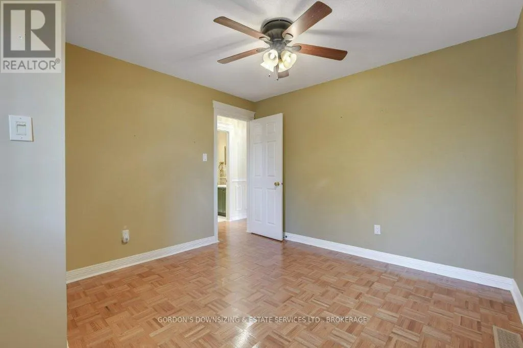 30 CHICKASAW CRESCENT