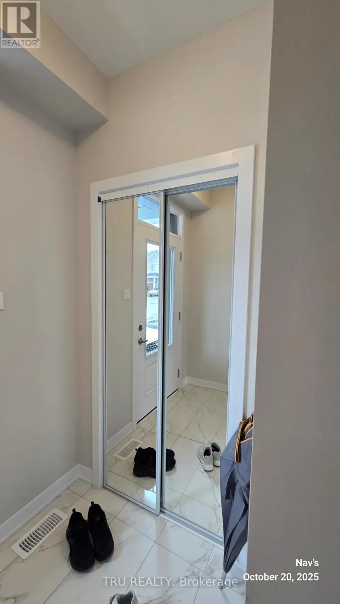 887 ANDESITE TERRACE