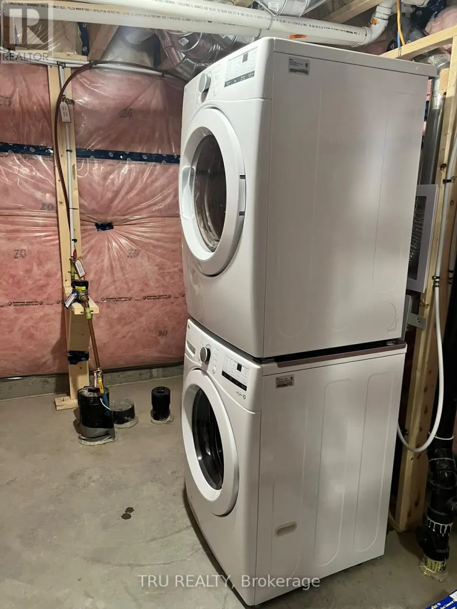 887 ANDESITE TERRACE