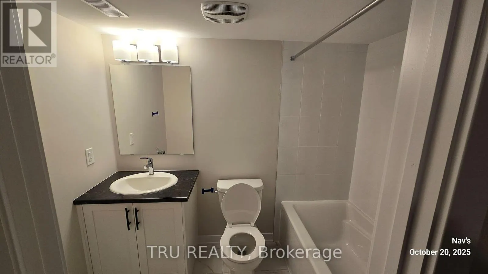 887 ANDESITE TERRACE