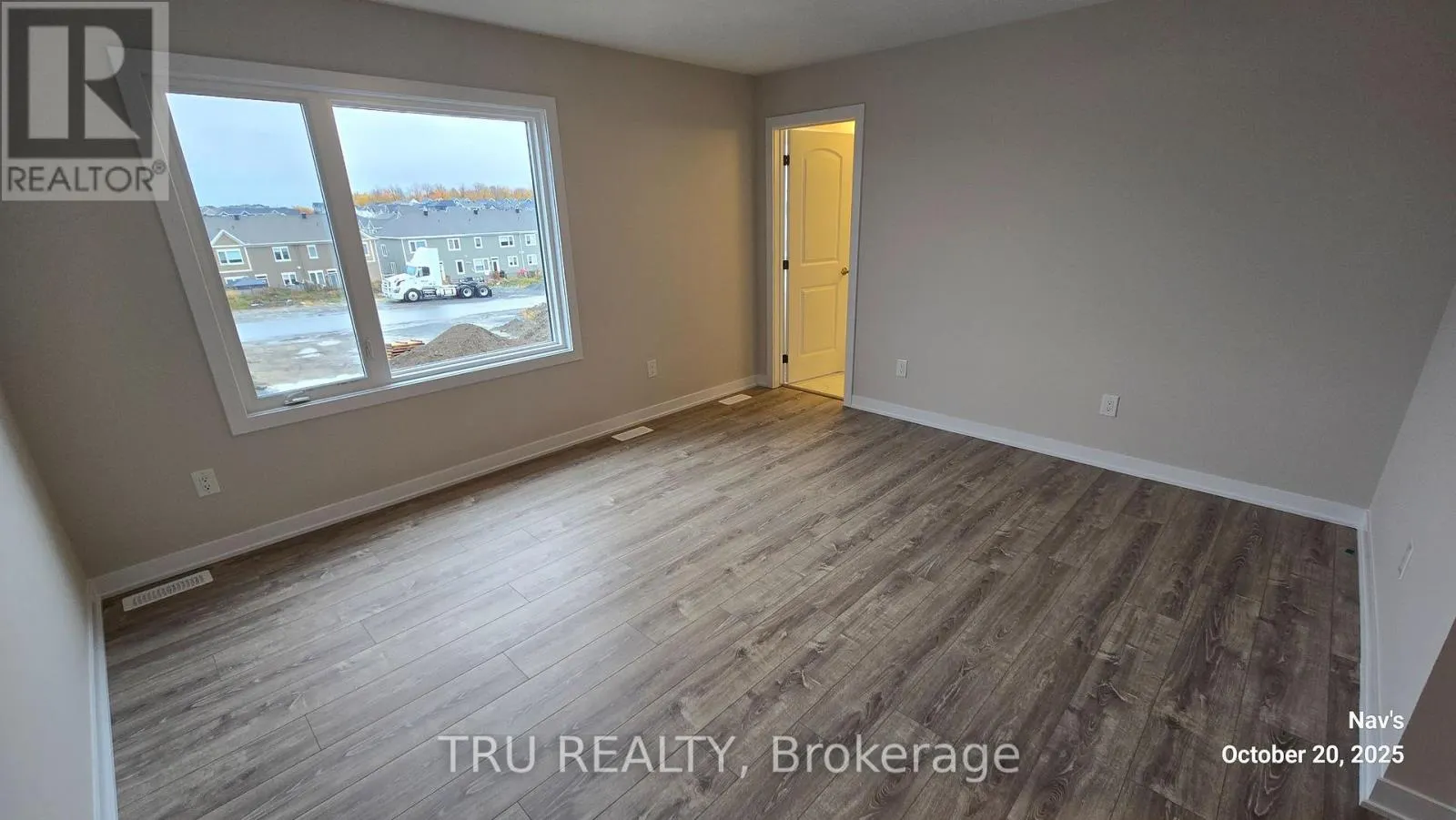 887 ANDESITE TERRACE