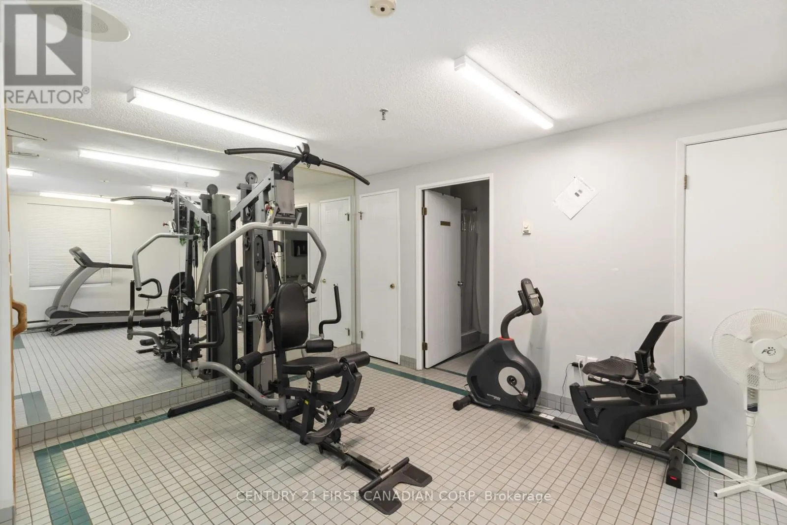 108 - 76 BASE LINE ROAD W, #108