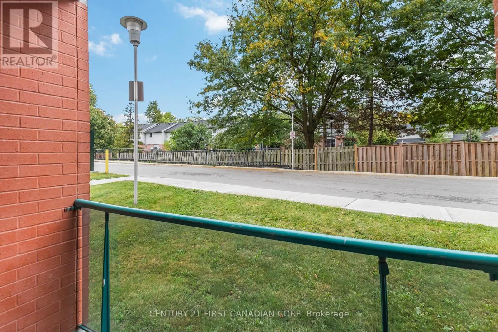 108 - 76 BASE LINE ROAD W, #108