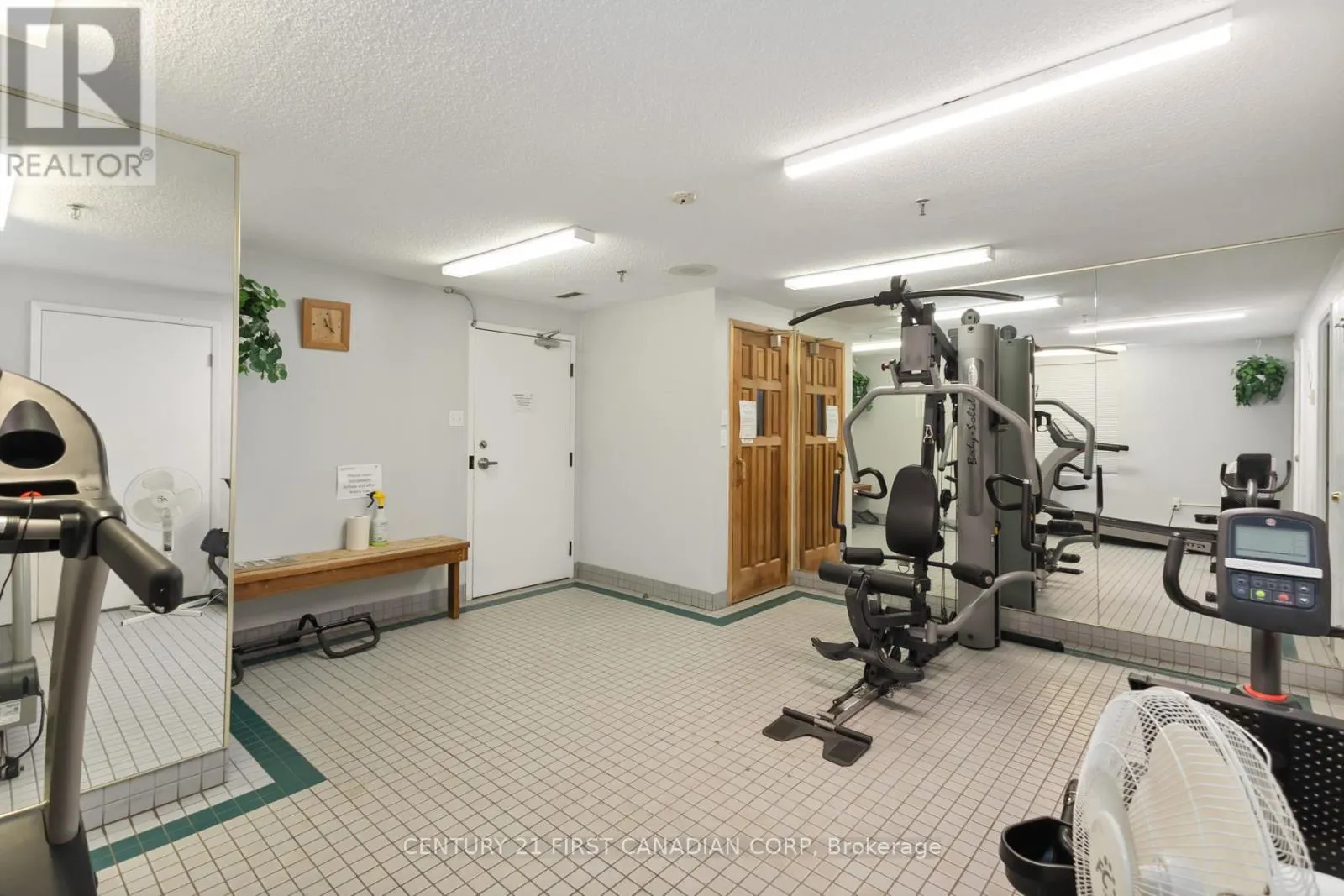 108 - 76 BASE LINE ROAD W, #108