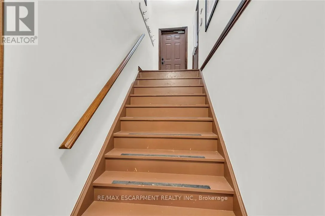 117 CHRISTOPHER DRIVE