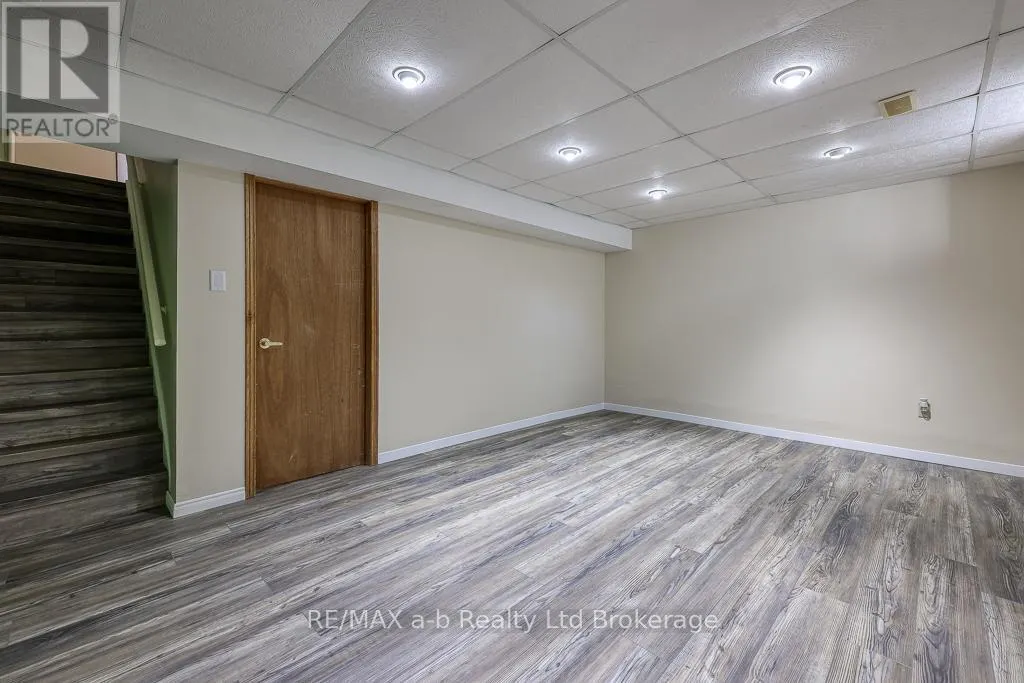 20 - 275 GEORGE STREET, #20