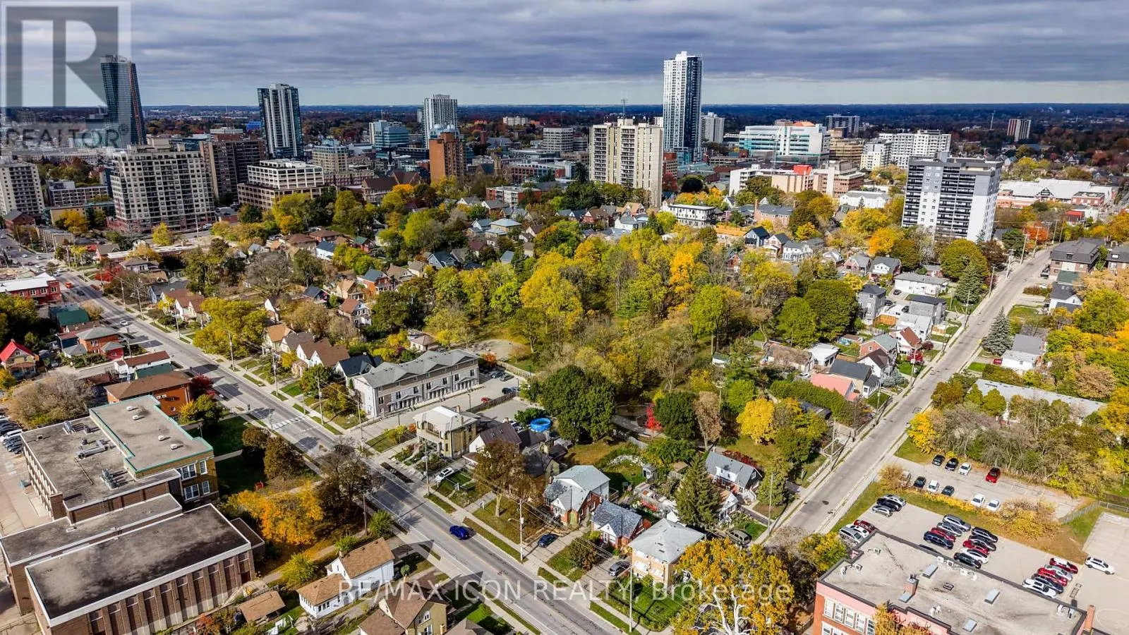 138 COURTLAND AVENUE E