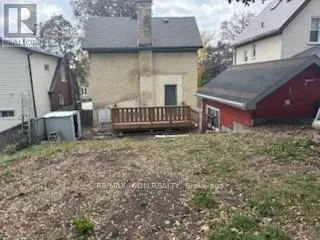 138 COURTLAND AVENUE E