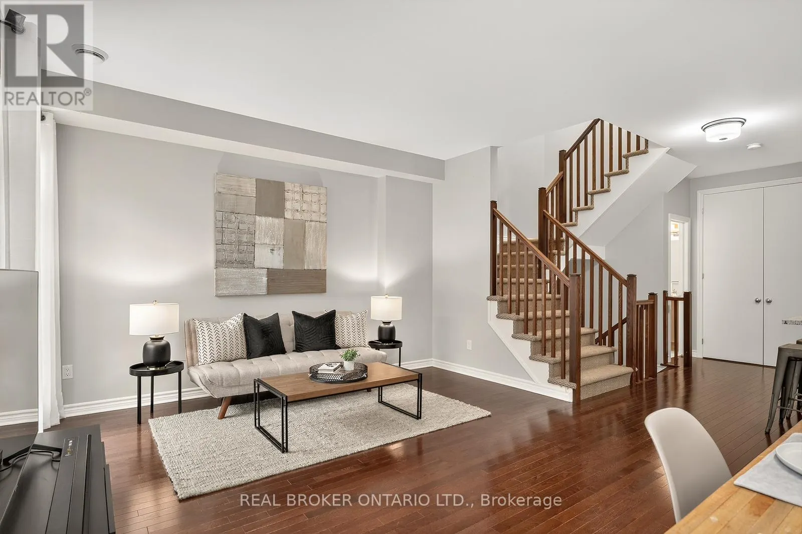 521 CHAPERAL PRIVATE