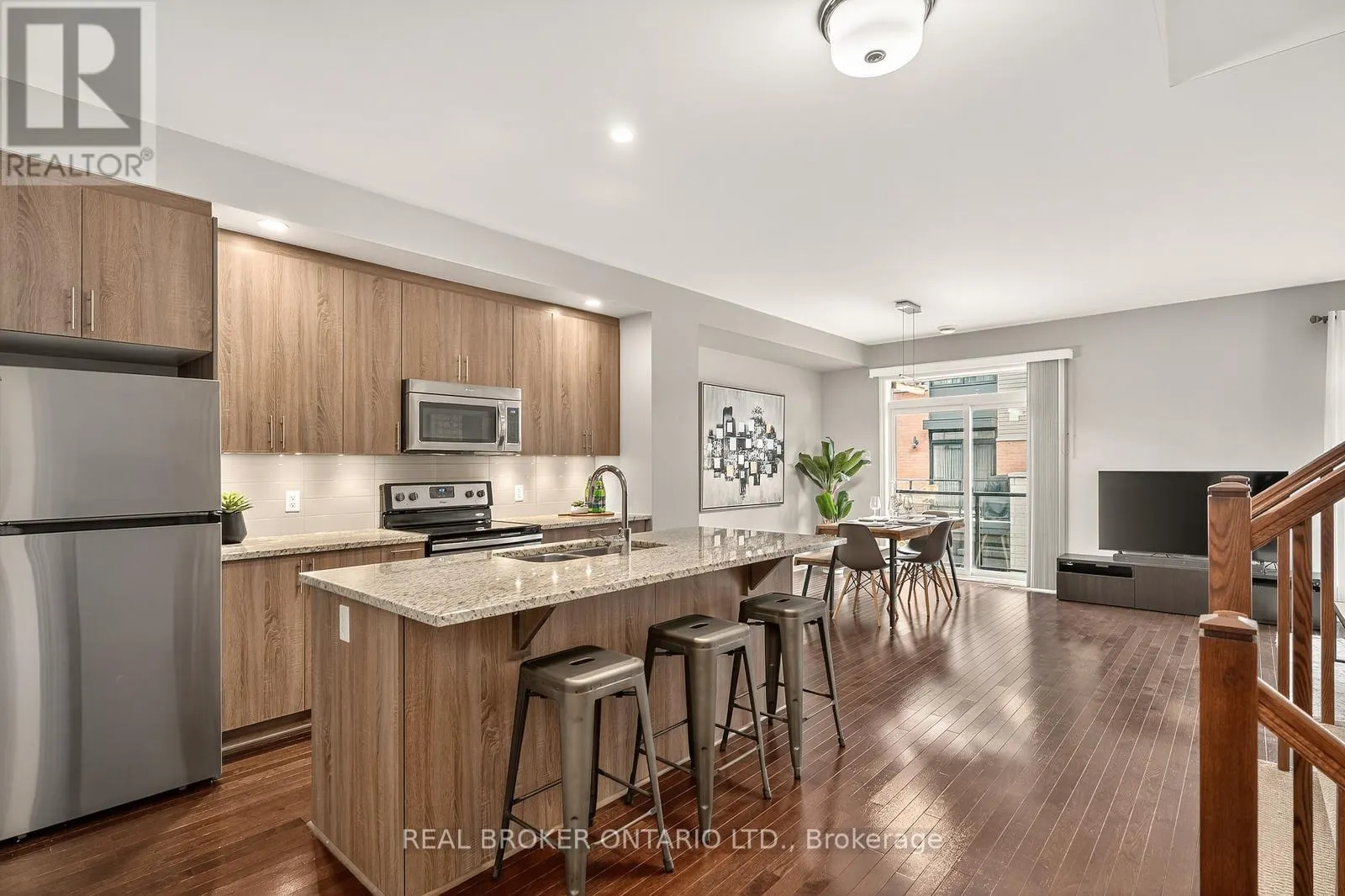 521 CHAPERAL PRIVATE