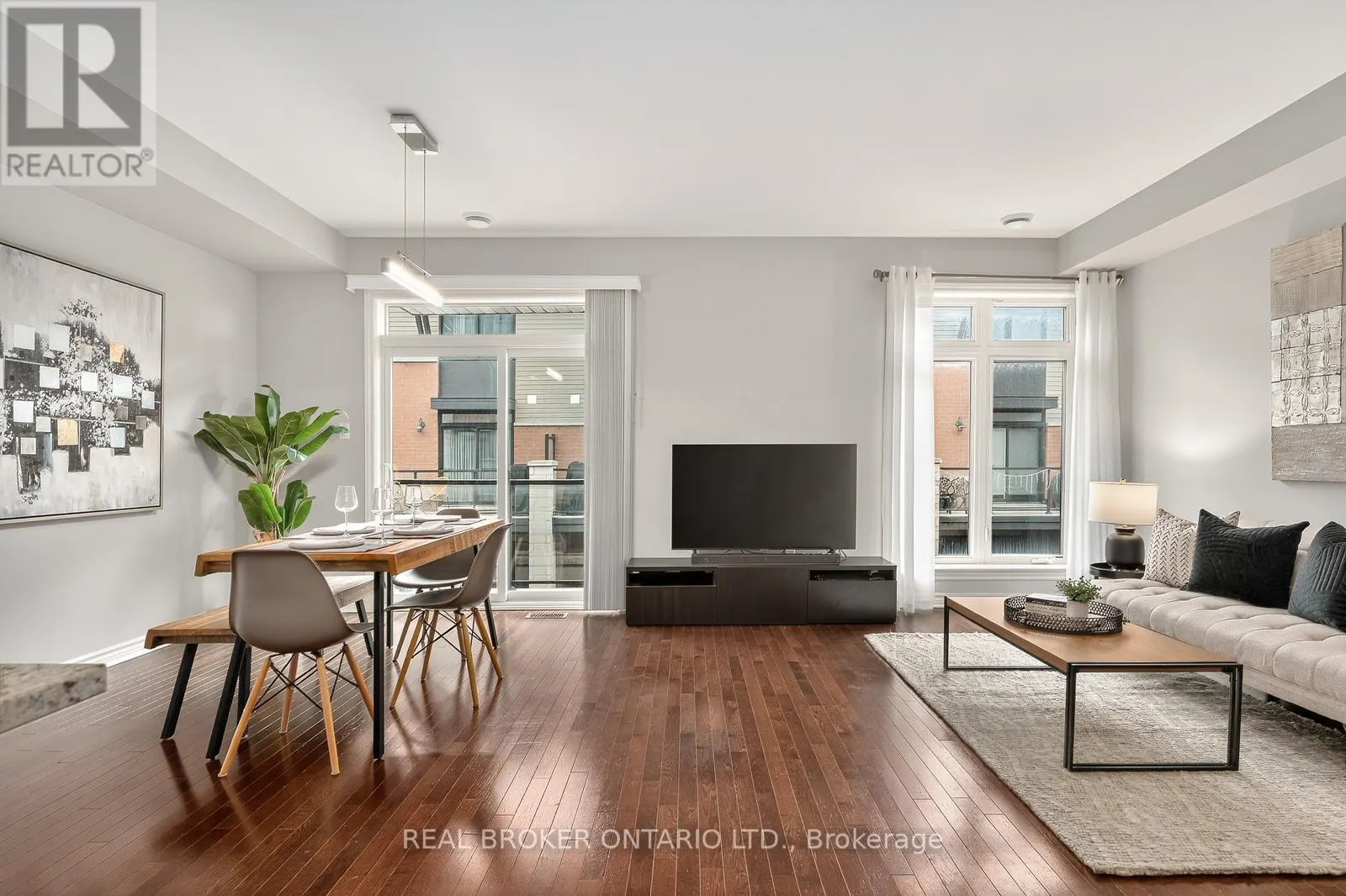 521 CHAPERAL PRIVATE