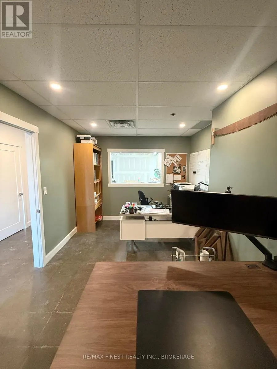 7 - 496 DISCOVERY AVENUE, #7