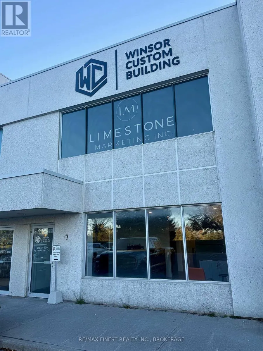 7 - 496 DISCOVERY AVENUE, #7