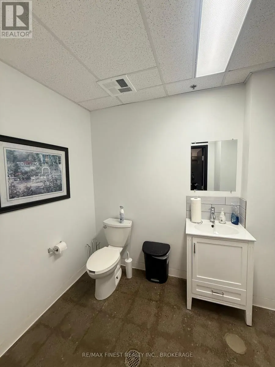 7 - 496 DISCOVERY AVENUE, #7