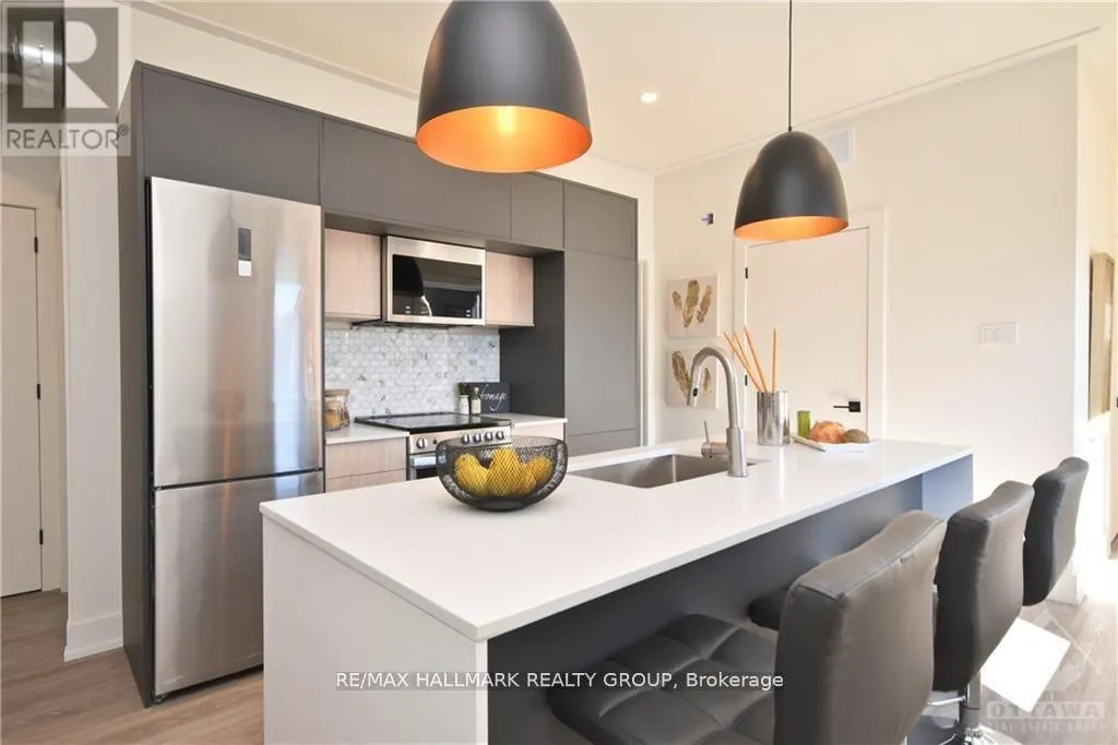 2 - 368 CHAPEL STREET