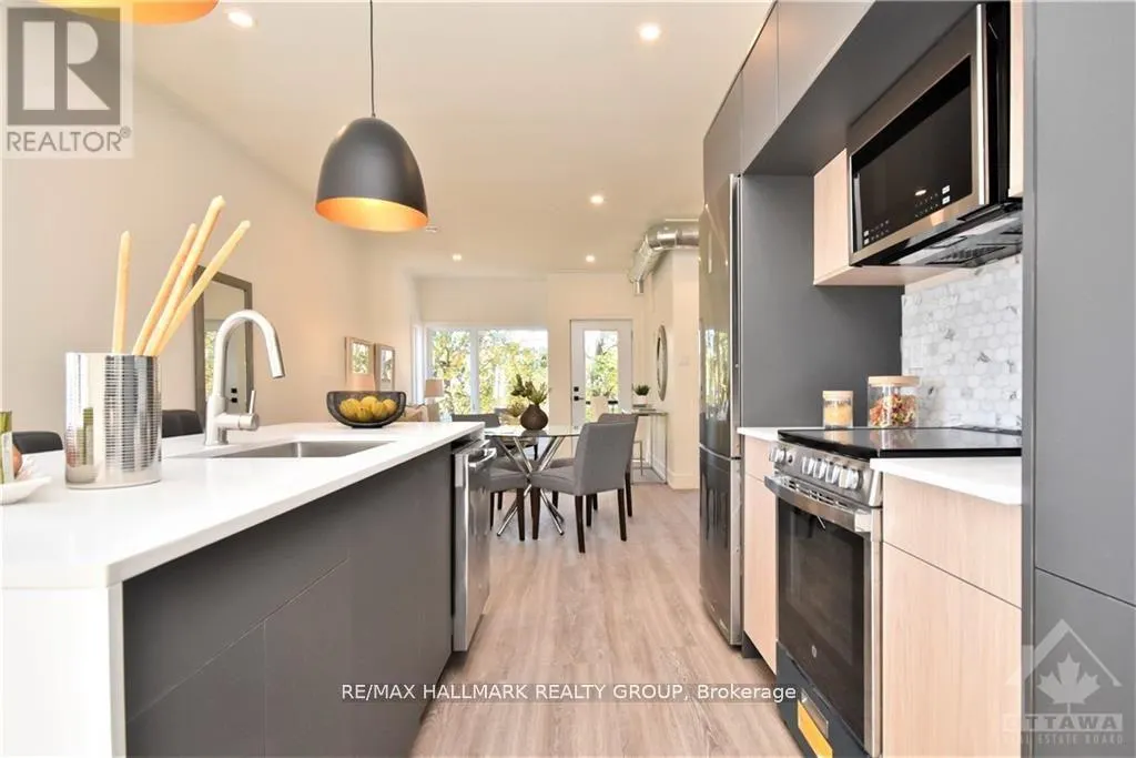 2 - 368 CHAPEL STREET