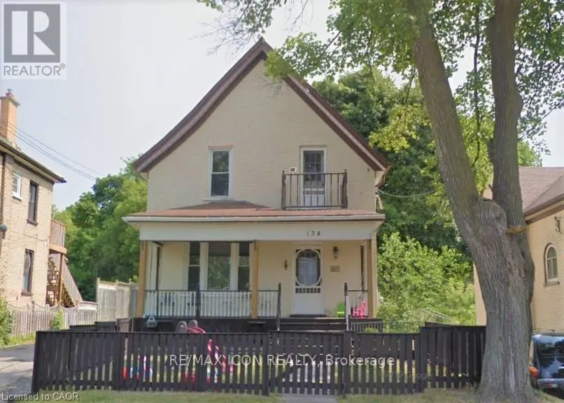 134 COURTLAND AVENUE E