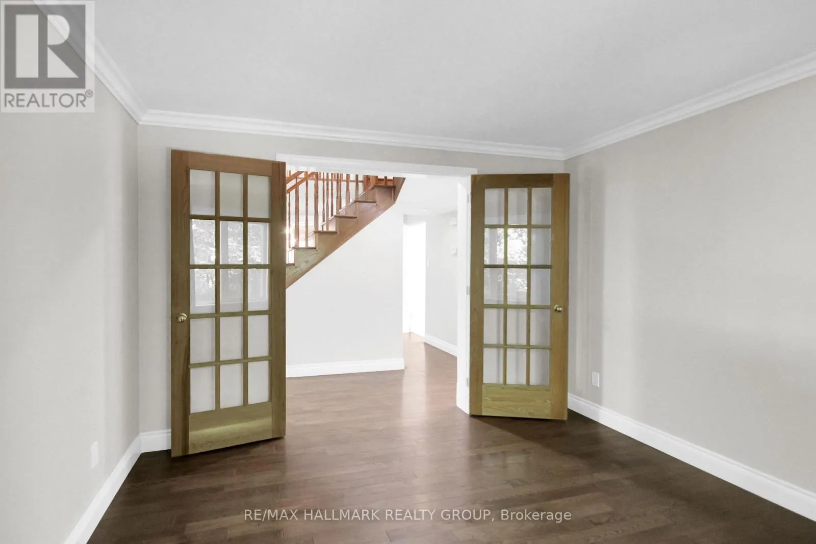 1662 HUNTERS RUN DRIVE