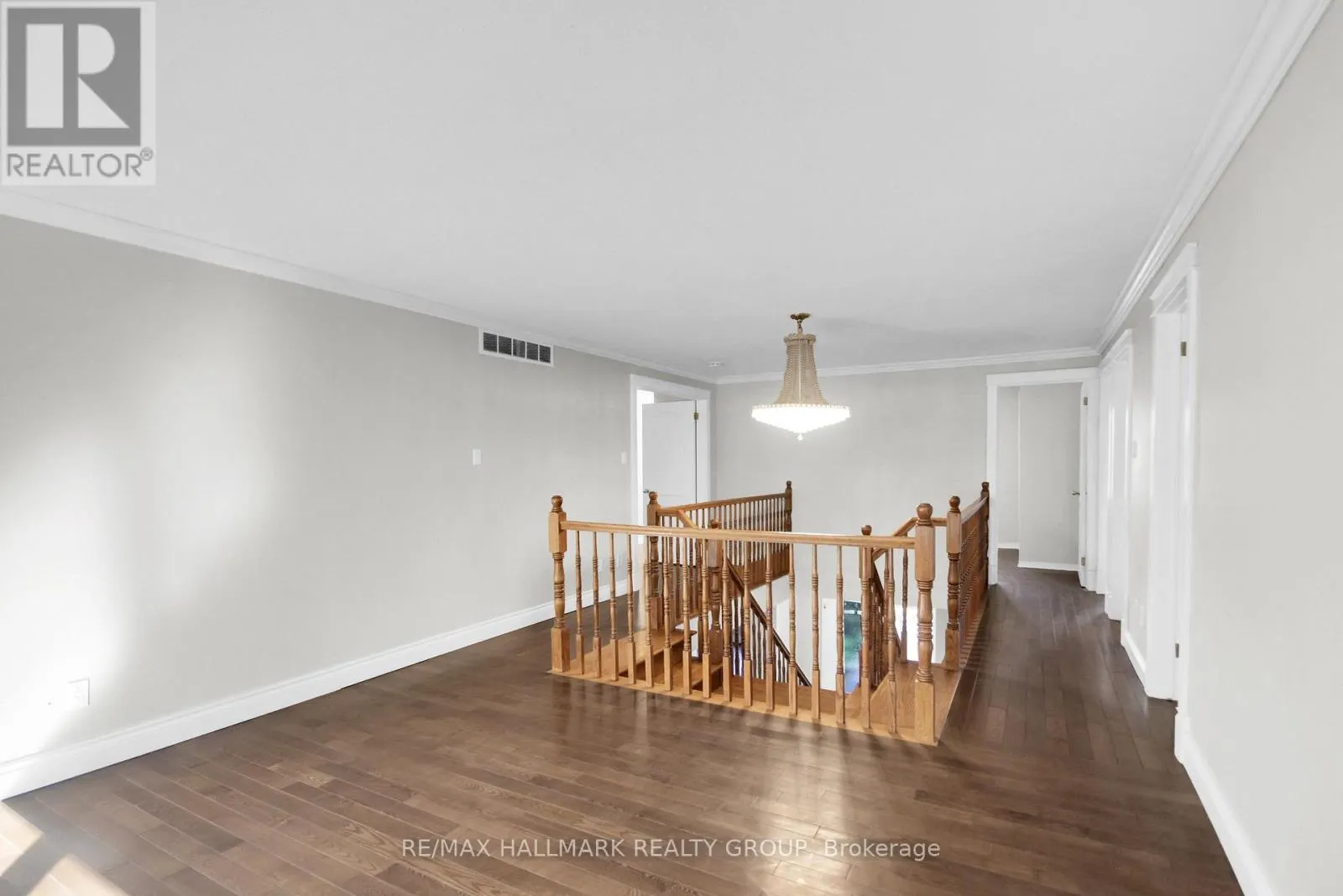 1662 HUNTERS RUN DRIVE