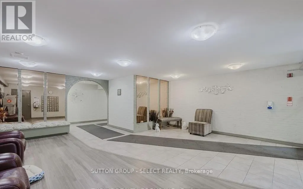 408 - 1102 JALNA BOULEVARD, #408